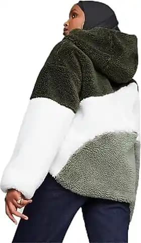 Kadın Modasında Popülerlik Kazanan Cat Mont: Stil ve Fonksiyonelliğin Buluşması