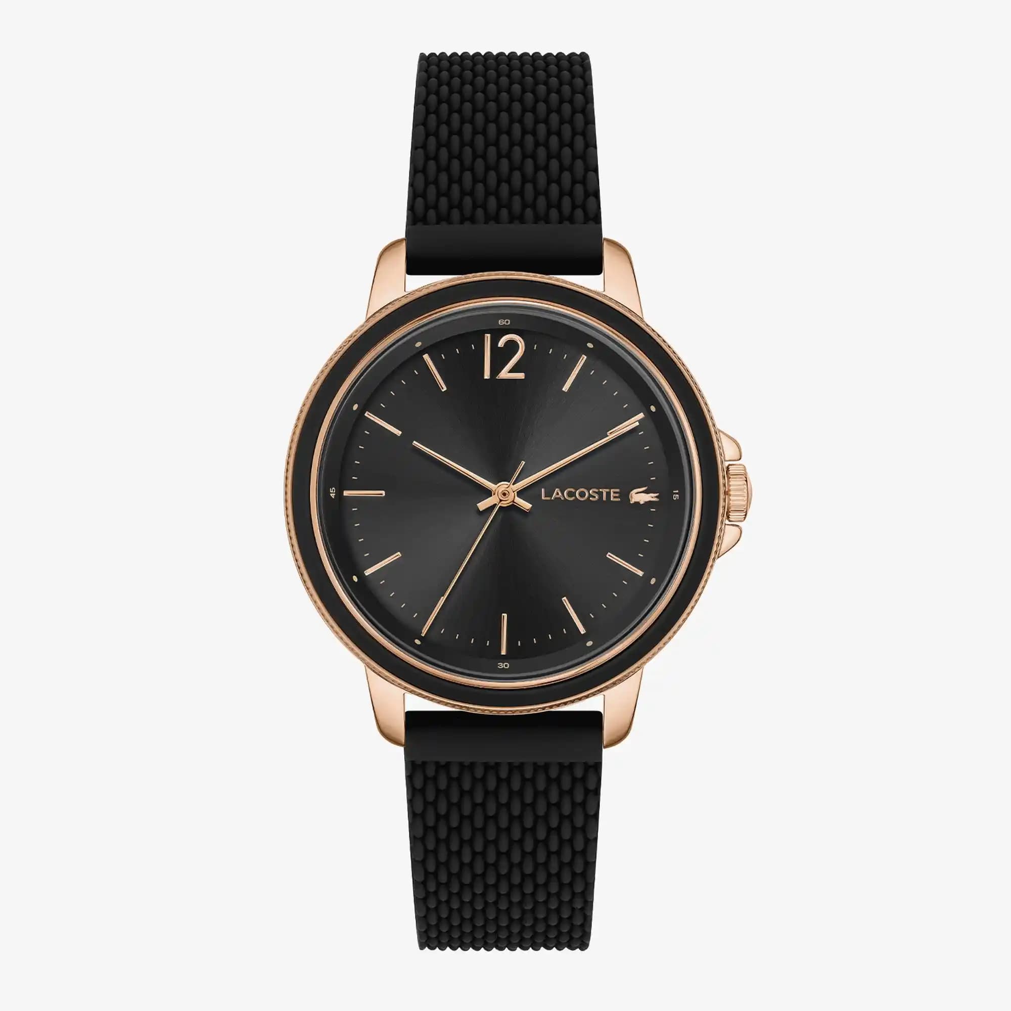 Kadın Modasında Siyah Saatlerin Zamansız ve Şık Kullanımı Hakkında Detaylı Rehber