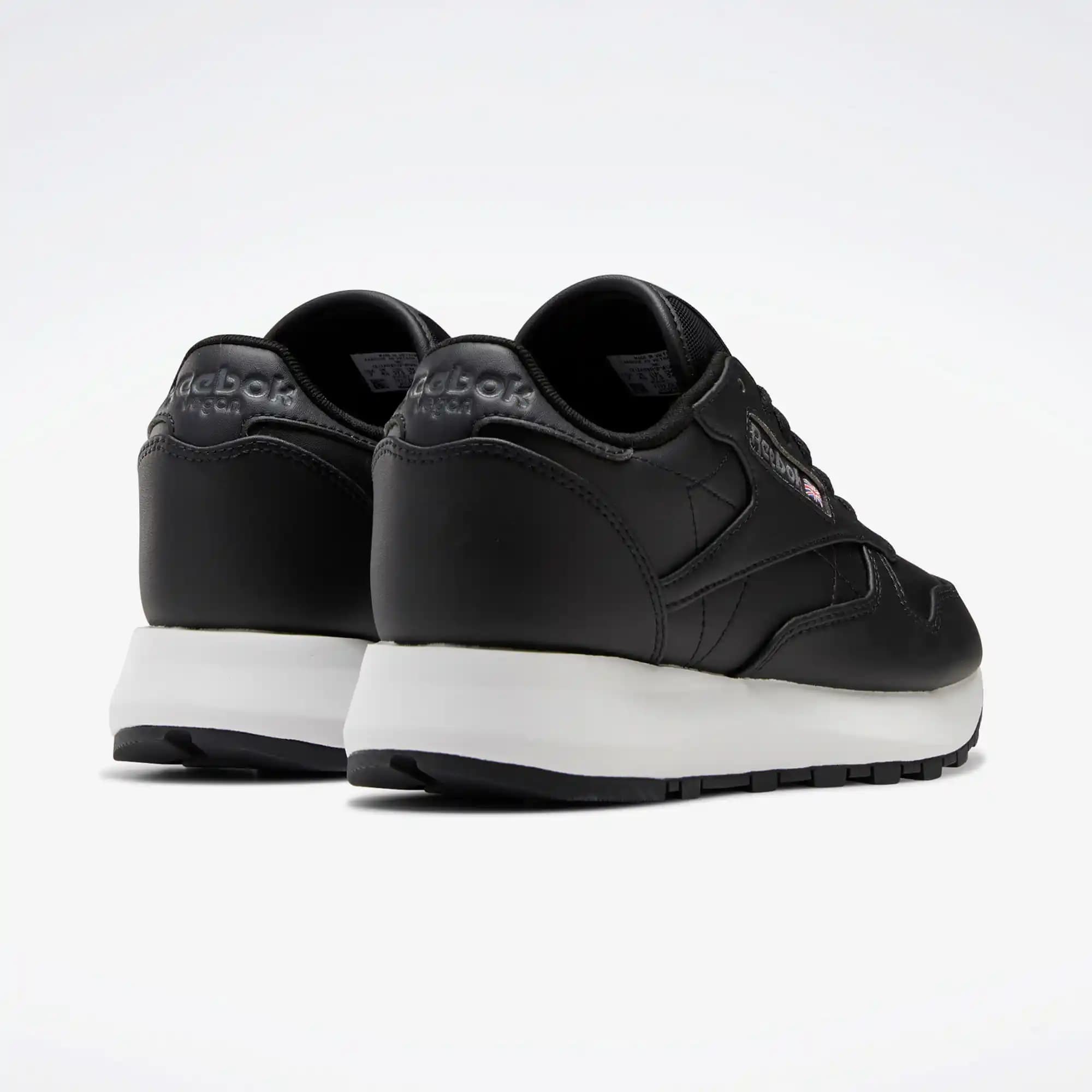 Kadın Spor Ayakkabılarında Reebok: Moda ve Fonksiyonelliğin Uyumuyla Güncel Trendler