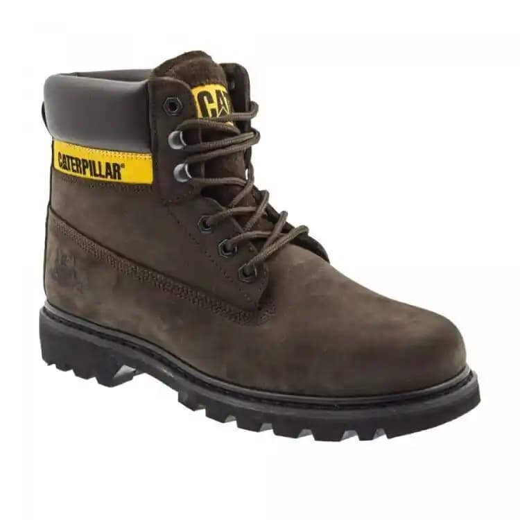 Kahverengi Ceket Modasında Zamansız Şıklık ve Çok Yönlü Kullanım İpuçları