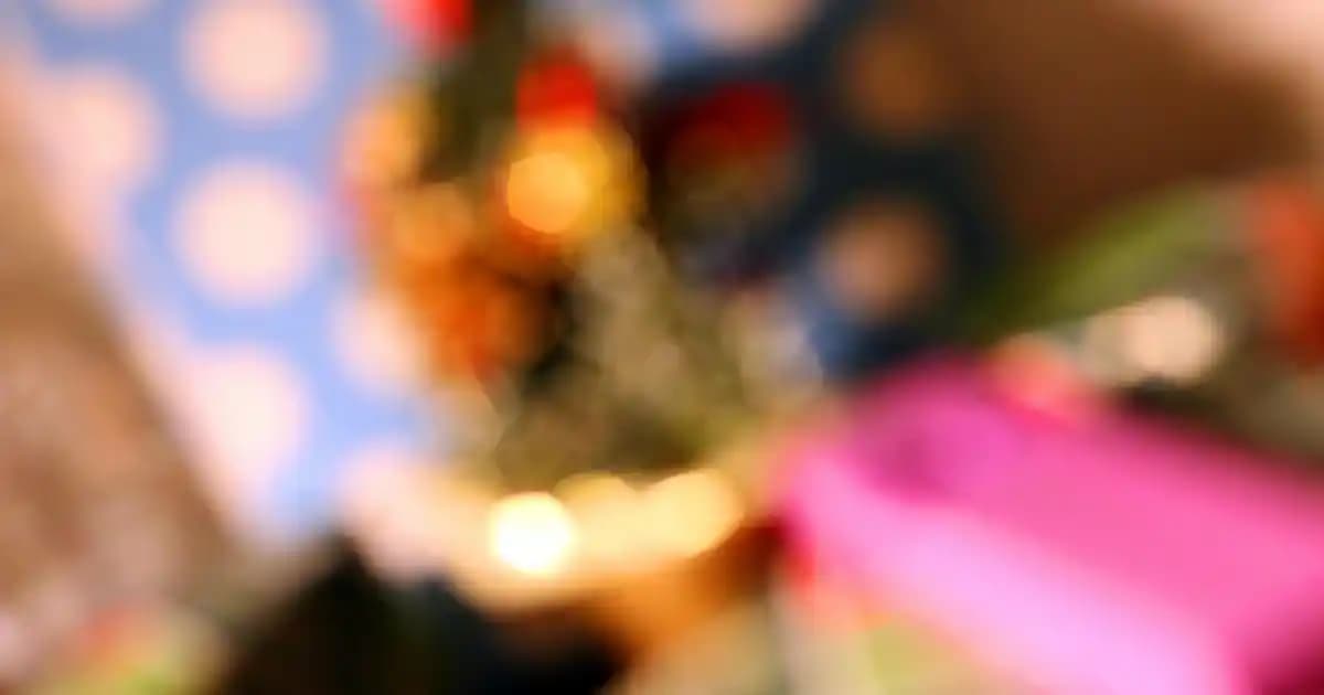 Kareli Oduncu Gömleği: Moda Dünyasında Zamansız ve Çok Yönlü Bir Parça