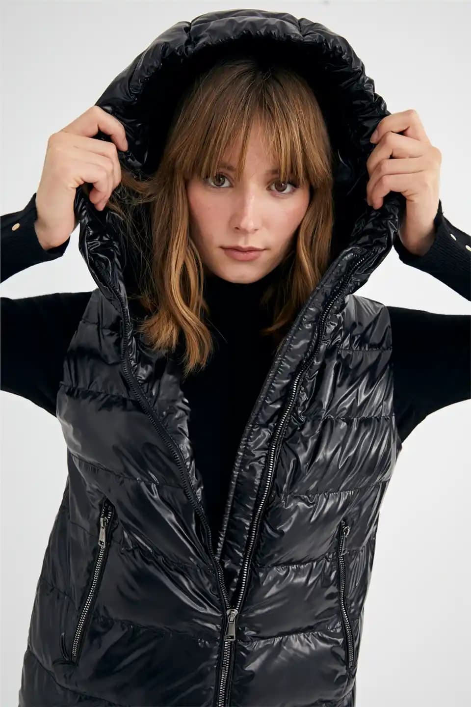 Kaz Tüyü Yelek Modelleri ve Trendleri 2024 Güncel Seçenekler ve Kombin İpuçları