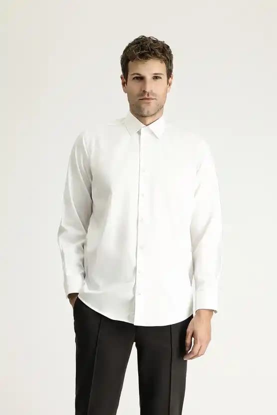 Kiğılı Beyaz Gömlekler: Zamansız Şıklık ve Kalitenin Moda Dünyasındaki Yeri