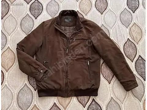 Kığılı Erkek Montları: Modern Tasarımlar, Kaliteli Malzeme ve Uygun Fiyatlar