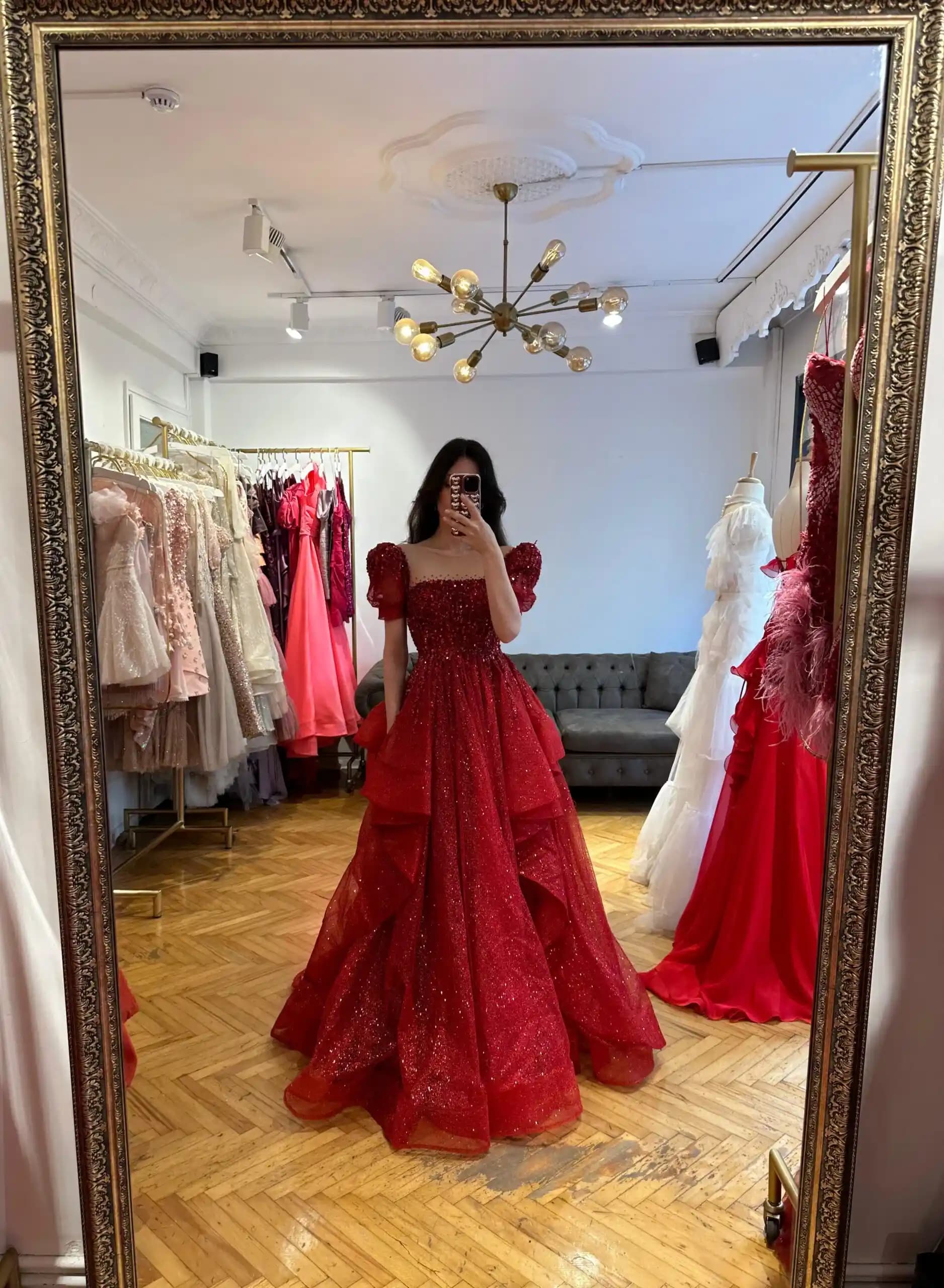 Kına Geceleri İçin Geleneksel ve Modern Kına Kıyafetleri Seçenekleri ve Trendler