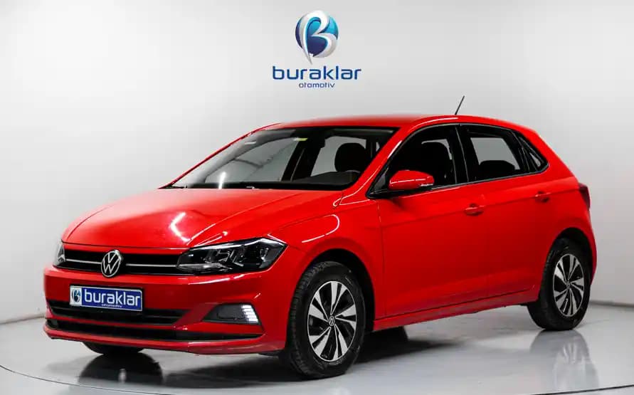 Kırmızı Polo Gömleklerin Moda Dünyasındaki Yeri ve Stil İpuçları 2023