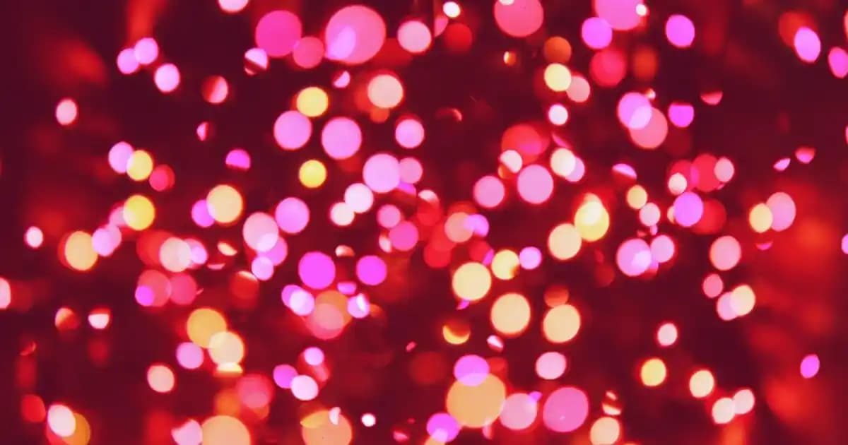 Kırmızı Renk ile Moda Dünyasında Kendine Özgü Tarz Yaratma Rehberi