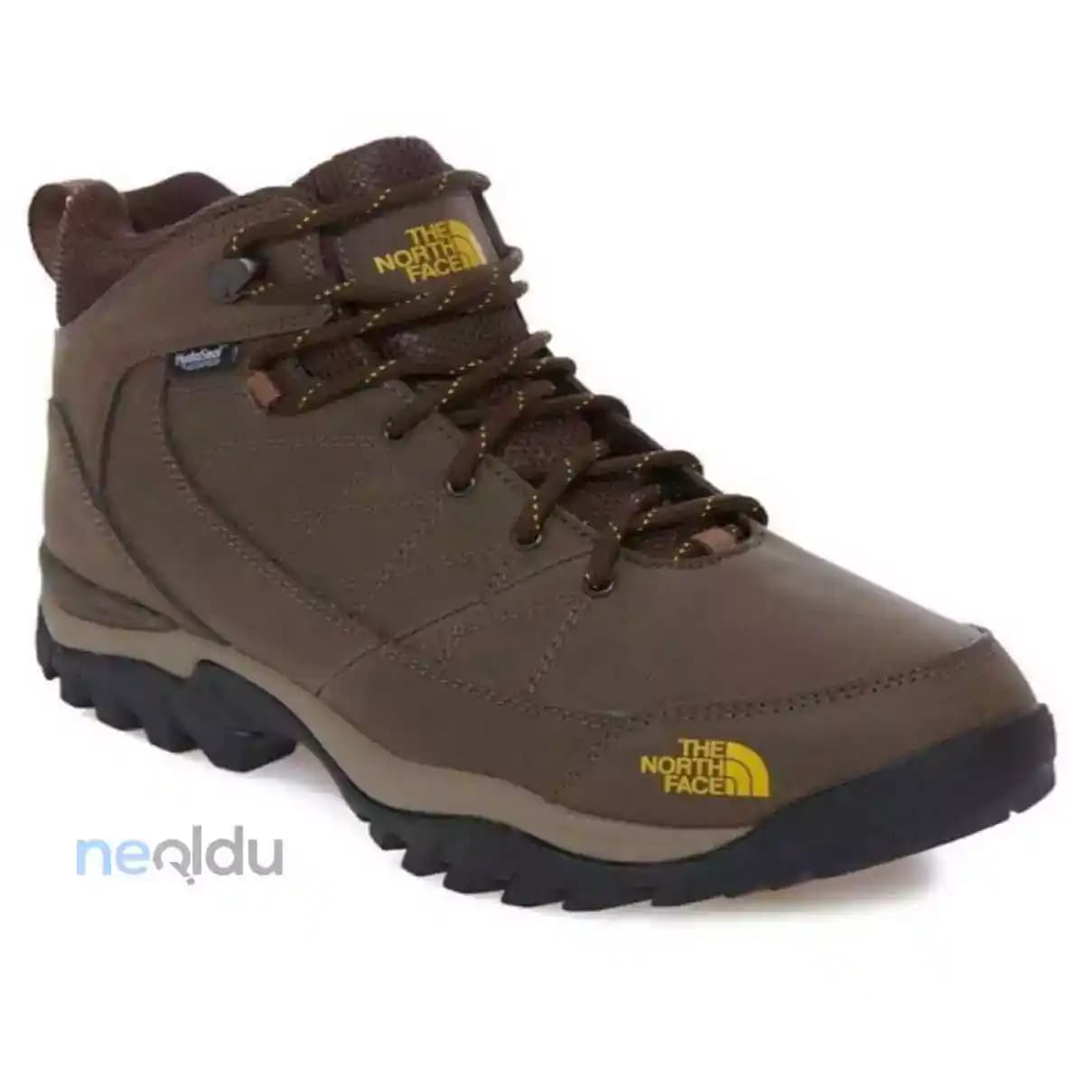 Kış Aylarında Şıklık ve Konfor İçin En İyi Kışlık Bot Markaları ve Seçim Rehberi