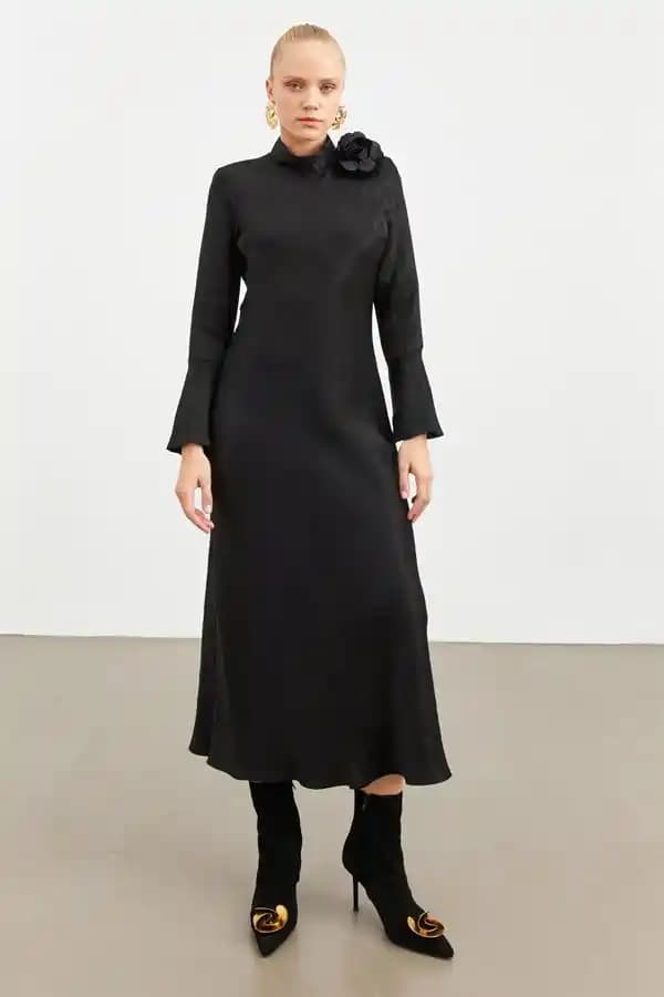 Kışlık Günlük Elbise Seçenekleri ve Stil İpuçlarıyla Şıklığı Koruma Rehberi