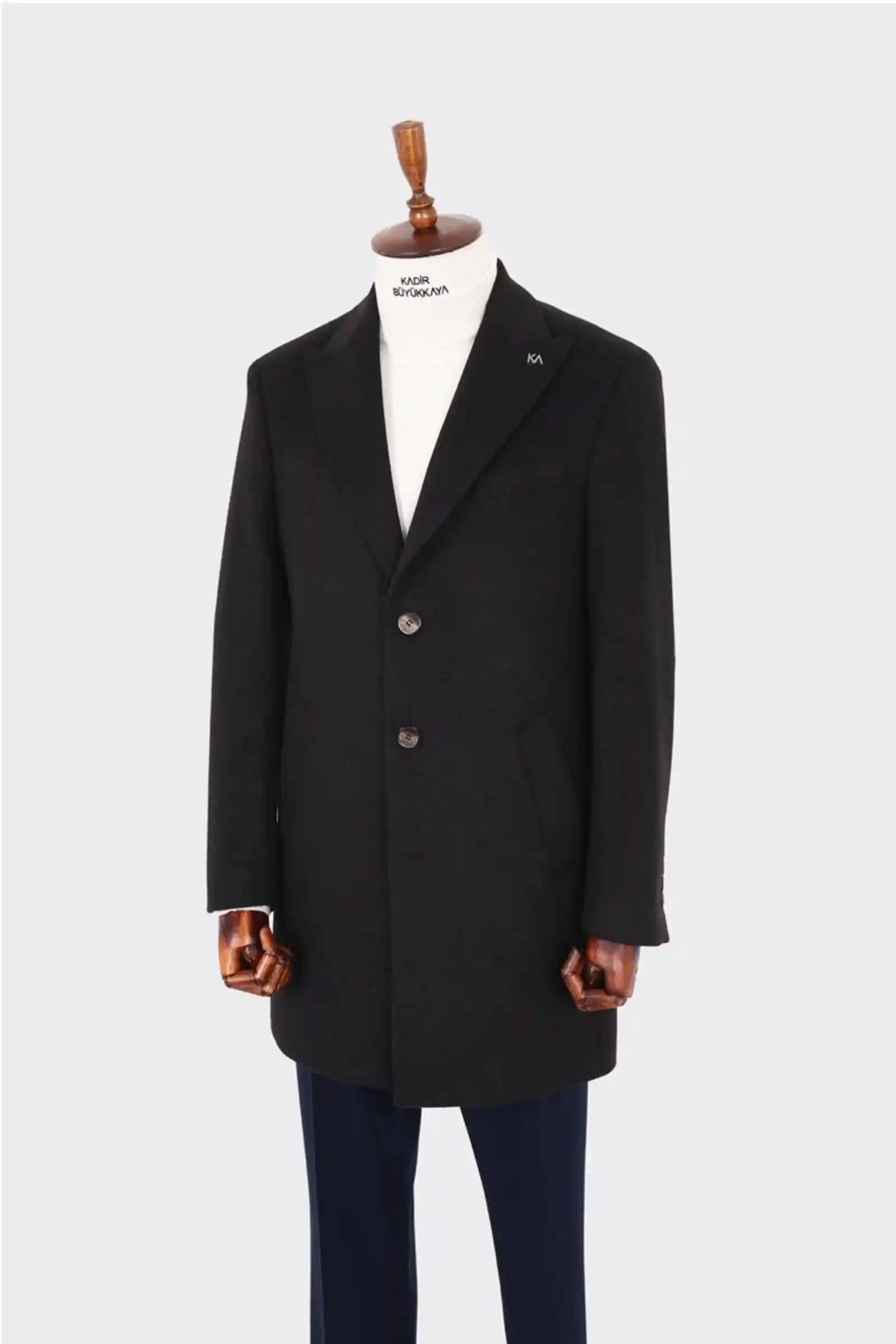 Klasik Kabanın Moda Dünyasındaki Yeri ve Stil ile Uyum Sağlama Rehberi