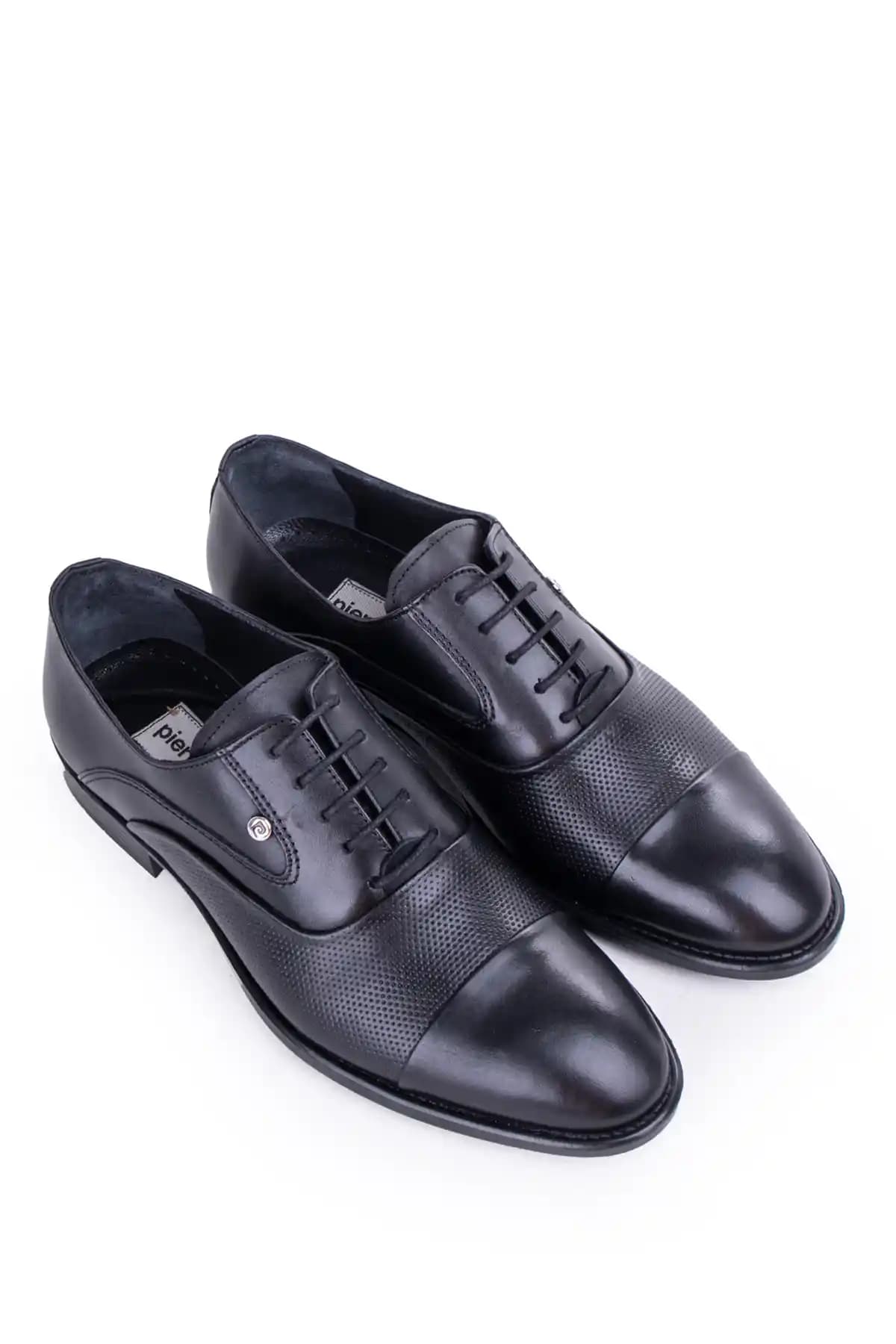 Klasik Kundura Ayakkabılar: Zamansız Şıklık ve Dayanıklılık İçin Modern Kullanım Rehberi