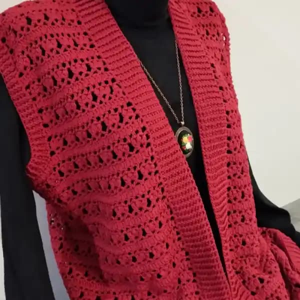 Klasik Yelek Modelleri ve Trendleri: Zamansız Şıklığın Anahtarları