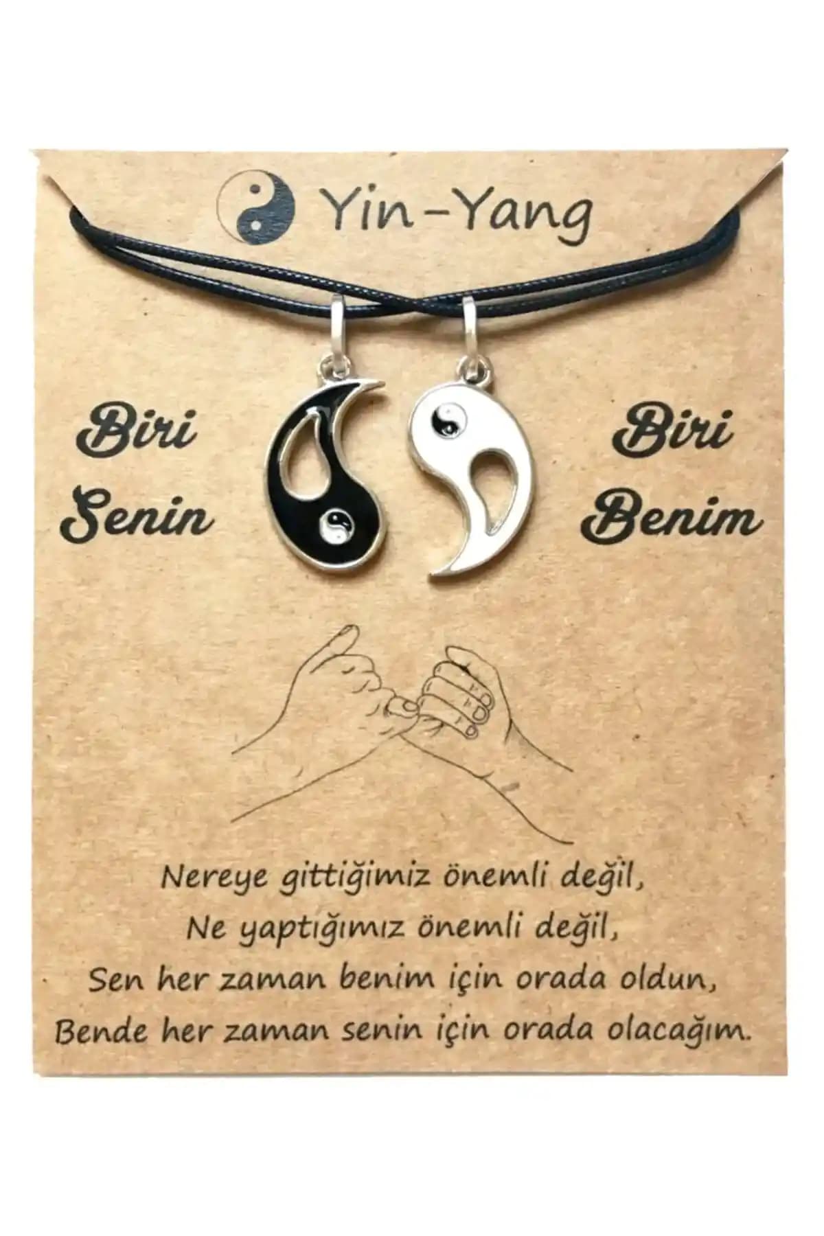 Kolye Çiftleri: Tarihçe, Tarzlar ve Güncel Moda Trendleri Hakkında Bilgiler