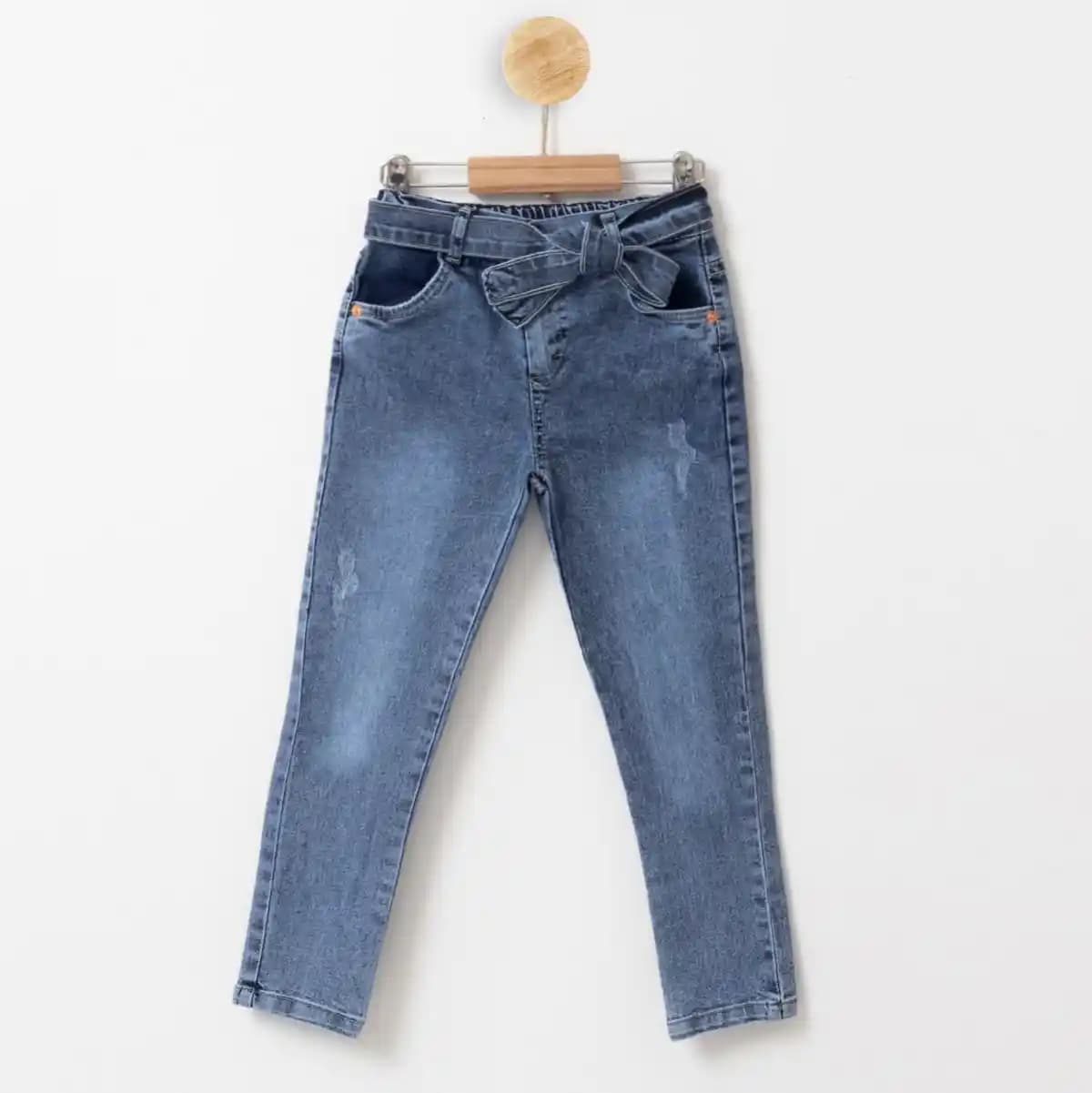 Kot Pantolon Çeşitleri ve Stil İpuçlarıyla Moda Dünyasında Kendinizi İfade Edin