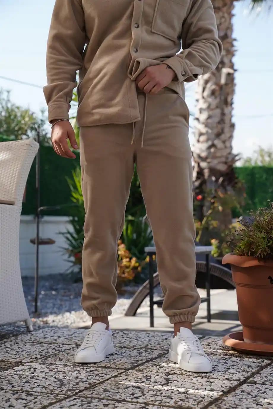 Krem Polar Moda Trendleri ve Stil İpuçları Güncel Kış Giyim Rehberi