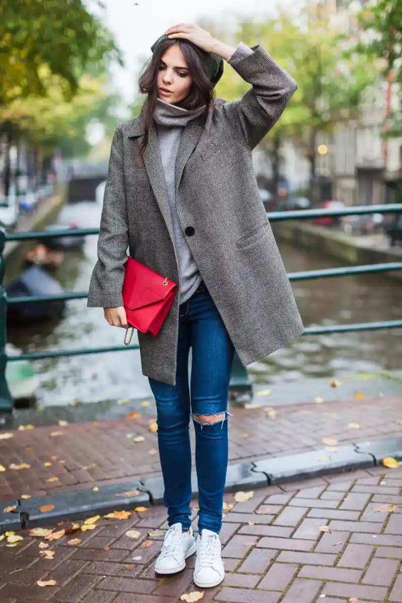 Lacivert ve Gri Renkleriyle Moda ve Stil İpuçları Şıklık ve Zarafet İçin