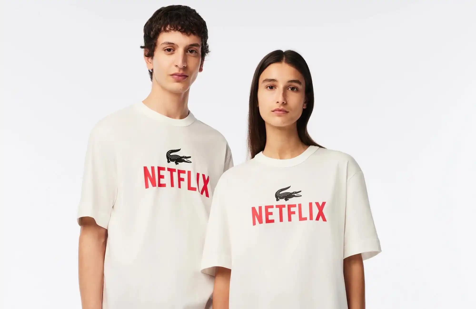 Lacoste ve Netflix İşbirliği Moda Dünyasında Yeni Trendleri ve Kültürel Dönüşümleri Yansıtıyor