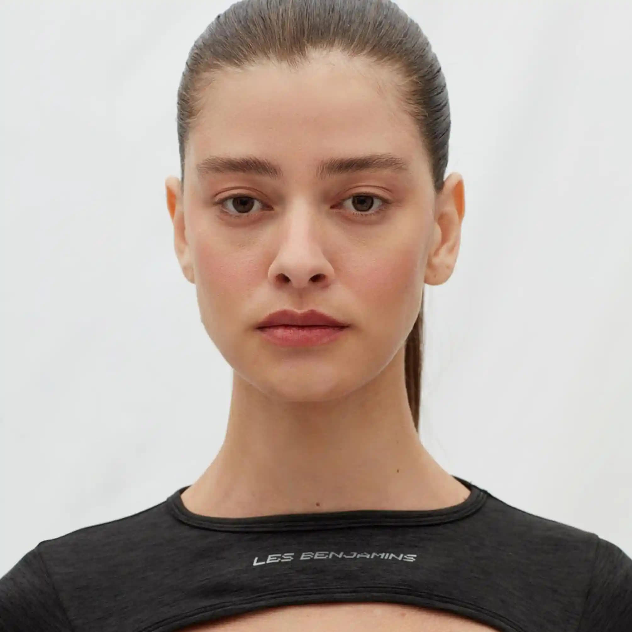 Les Benjamins Crop Ürünleri ile Güncel Moda Trendlerini Yansıtın