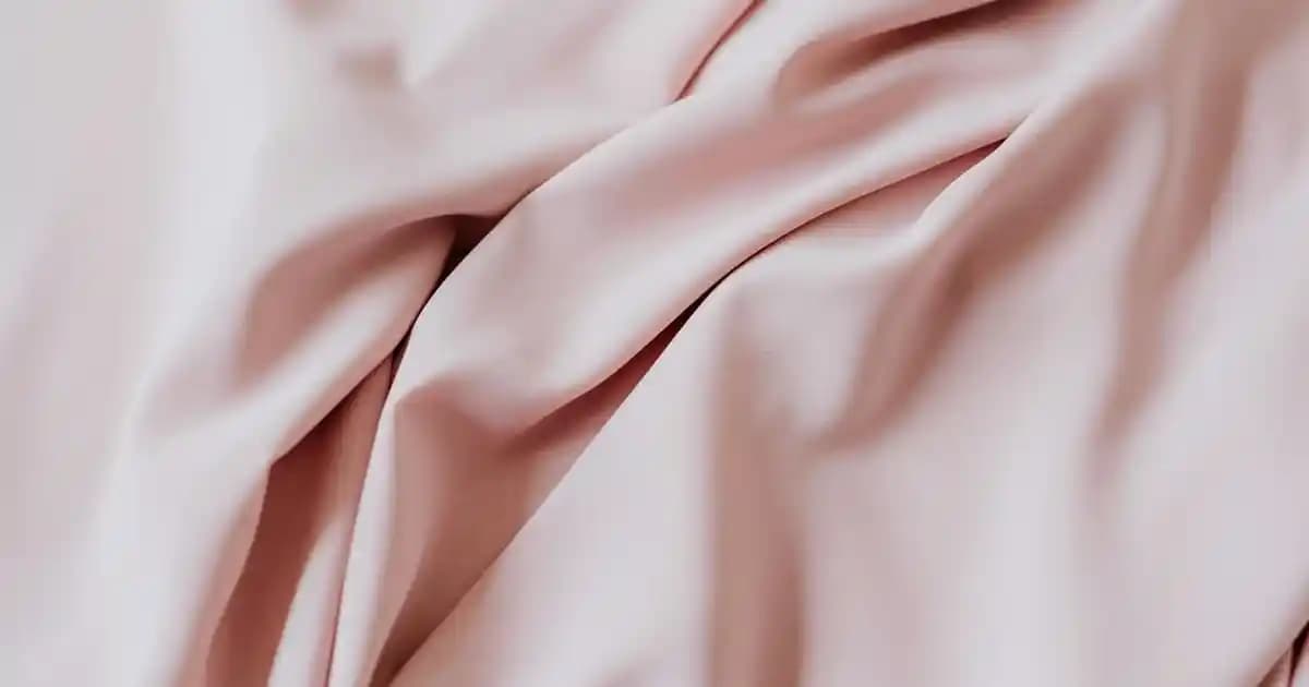 Loft Şişme Yelek: Modern Tasarım ve Çok Yönlü Kullanım ile Moda Trendleri