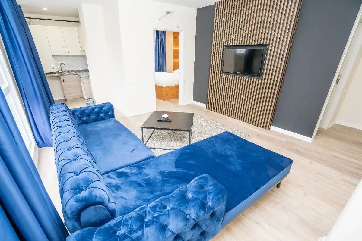 Maltepe’de Takım Elbise Modası Güncel Trendler ve Satın Alma İpuçları