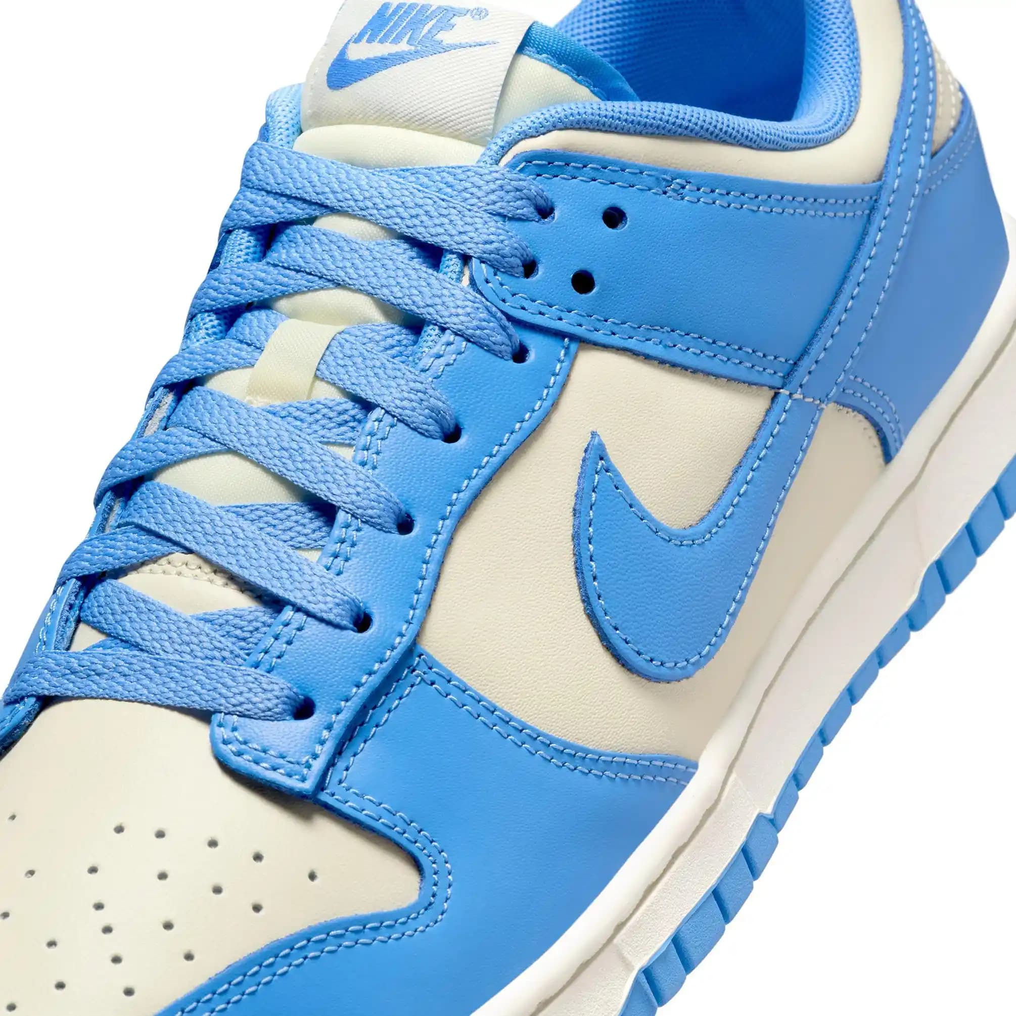 Mavi Dunk Low: Sokak Modasında Popülerlik Kazanan Nike Ayakkabısı