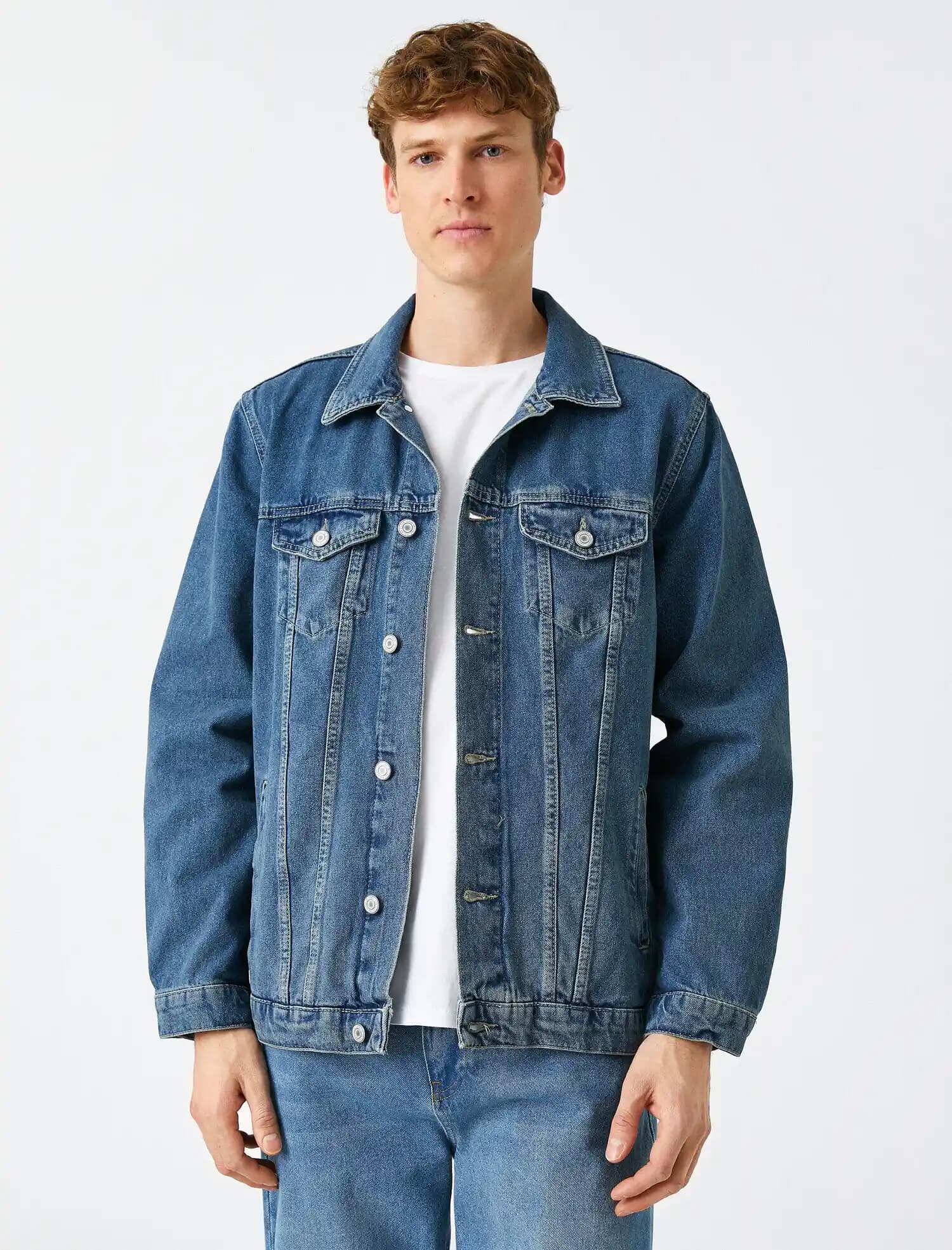 Mavi Erkek Kot Montlar: Güncel Trendler, Stil ve Alım Rehberi