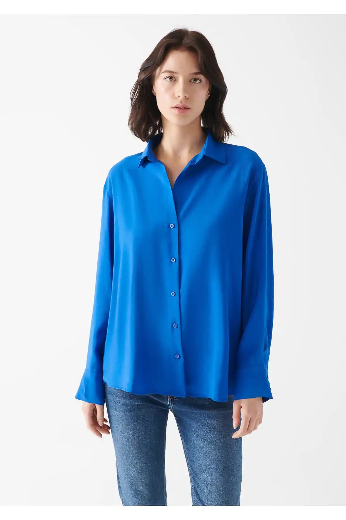 Mavi Lux Touch Gömlekler ile Şıklık ve Kalitenin Buluşması