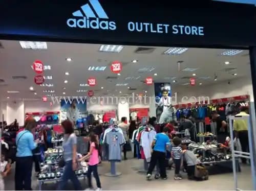 Merter’de Moda ve Uygun Fiyatlı Alışverişin Merkezi Adidas Outlet ve Diğer Mağazalar