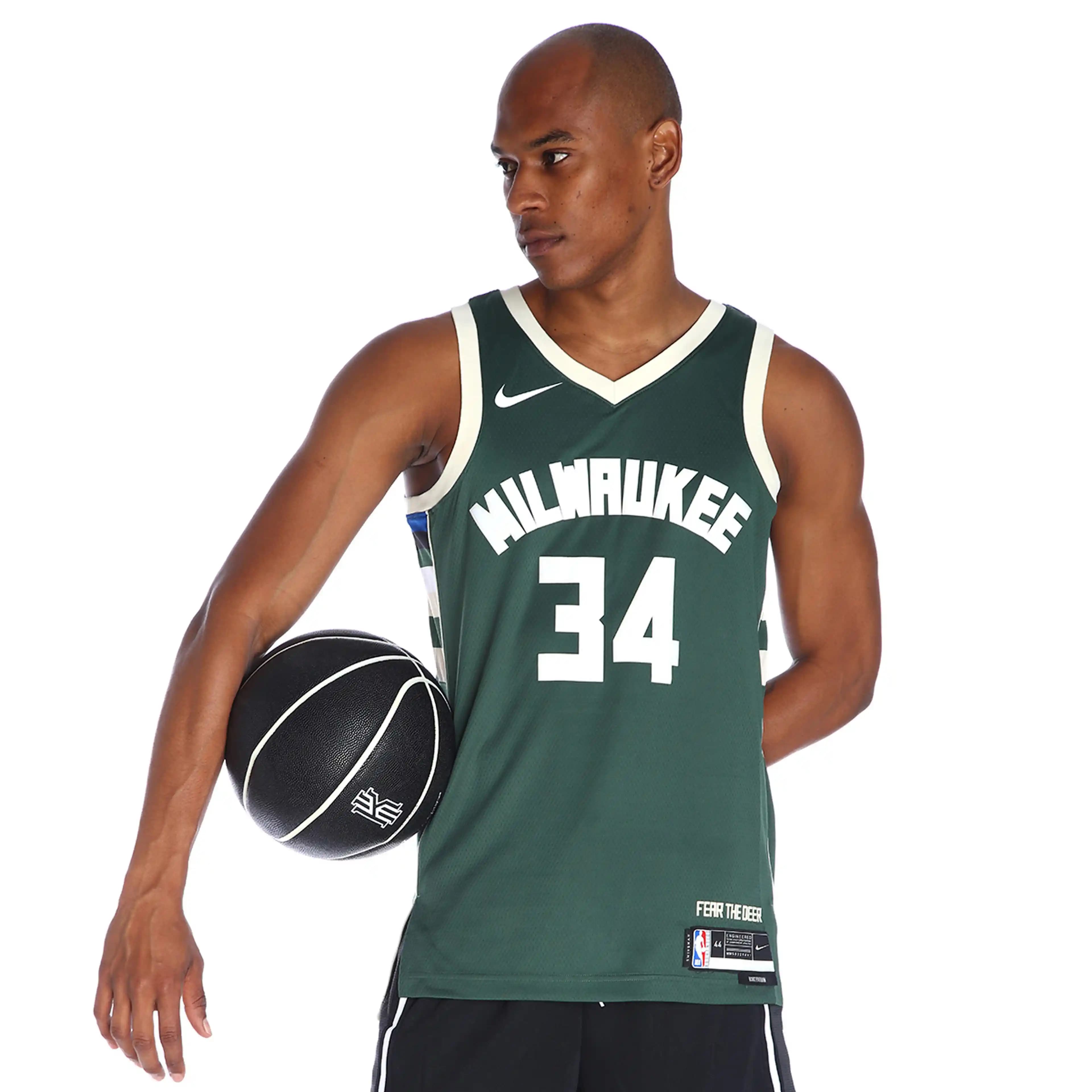 Milwaukee Bucks Formaları: Spor ve Moda Dünyasının Modern ve Yenilikçi Buluşması