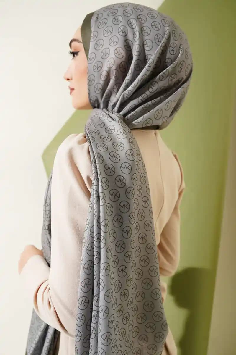 MK Şal: Modern ve Zarif Tasarımlarla Moda Dünyasında Öne Çıkma Rehberi