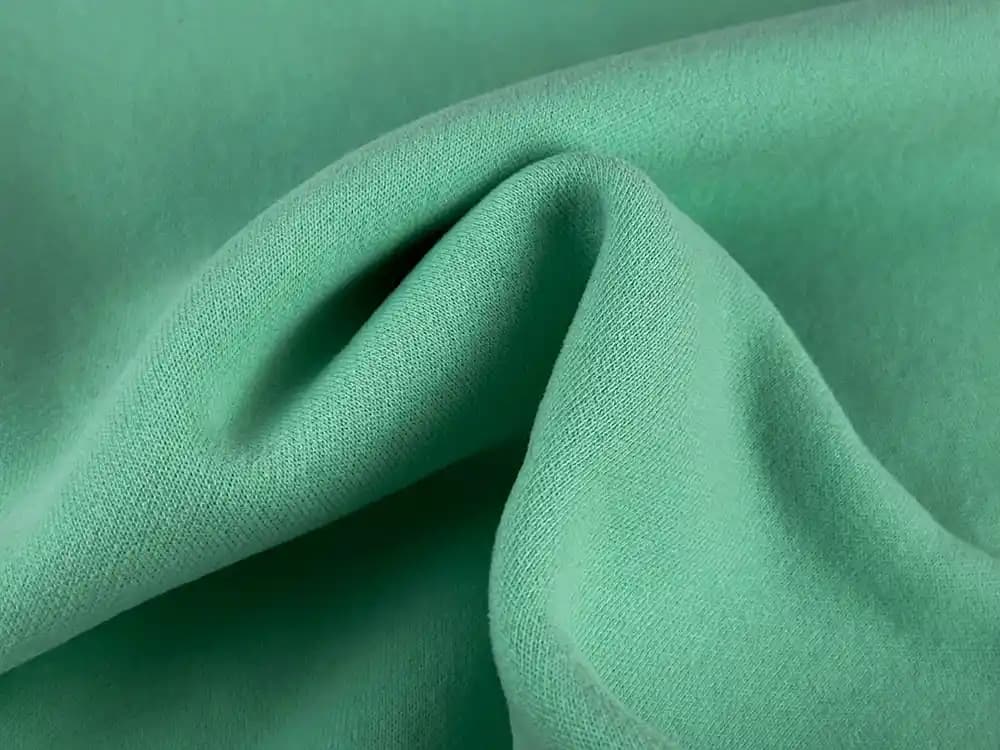 Moda Dünyasında 50 Pamuk 50 Polyester Kumaşın Özellikleri ve Trendleri