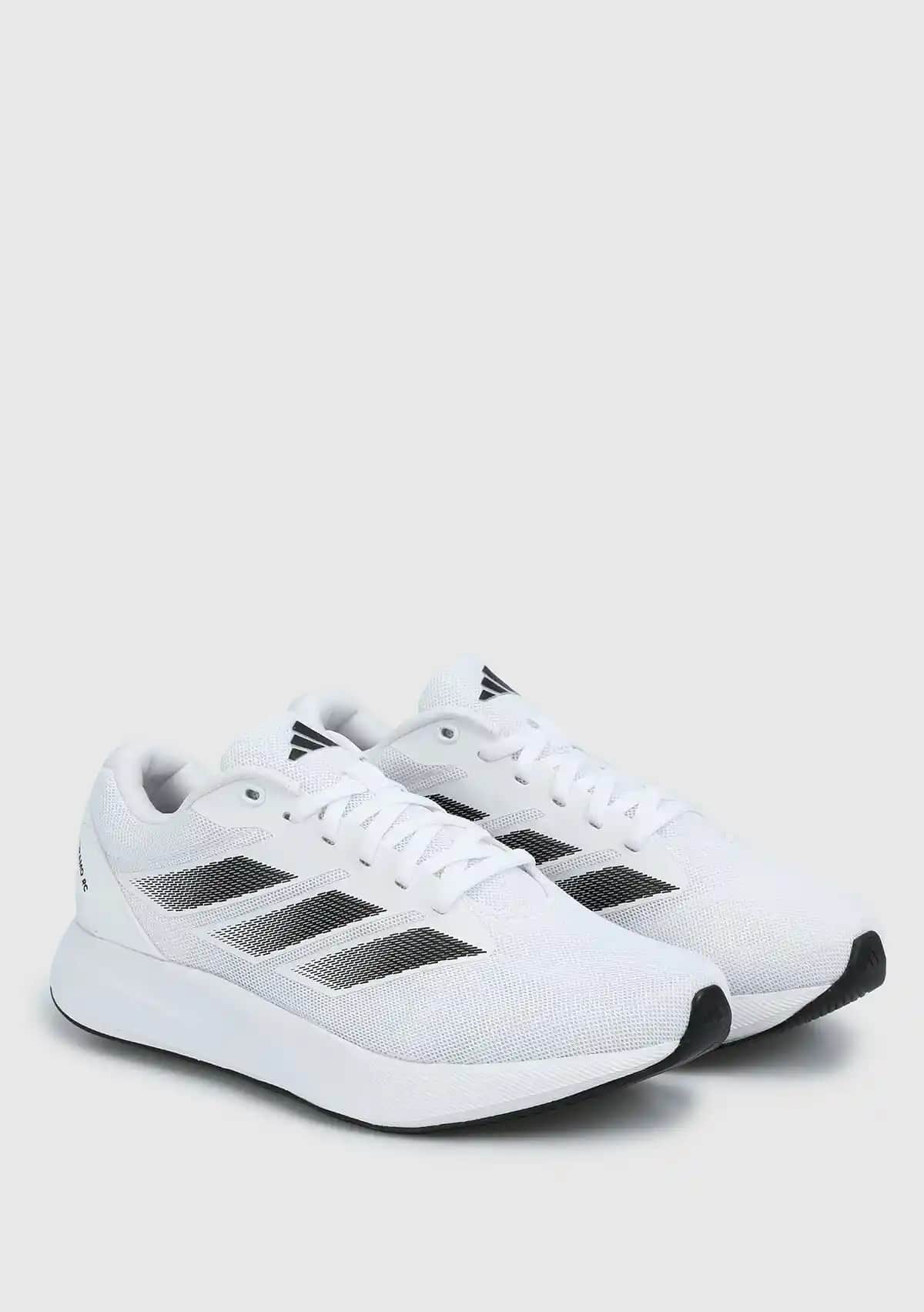 Moda Dünyasında Beyaz Ayakkabının Yükselişi ve adidas Duramo Beyaz Modeli Özellikleri