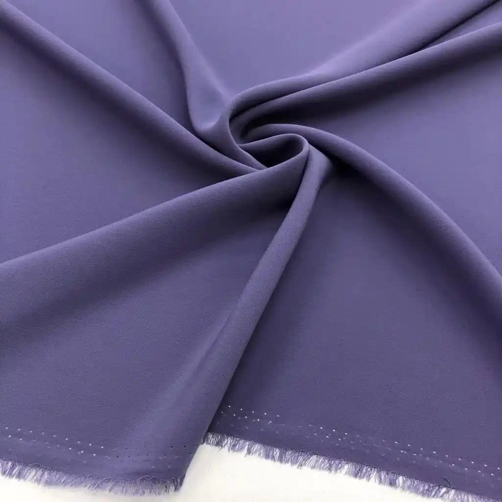 Moda Dünyasında Krep Kumaş Çeşitleri ve Stil ile Fonksiyonelliğin Buluşması