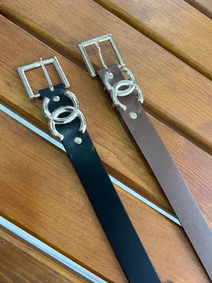 Moda Dünyasında Marka Kemerler: Şıklık ve Fonksiyonelliğin Uyumunu Yansıtan Rehber