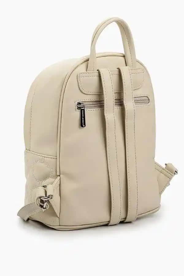 Moda Dünyasında Sırt Çantası Seçimi ve Güncel Trendler Hakkında Kapsamlı Rehber