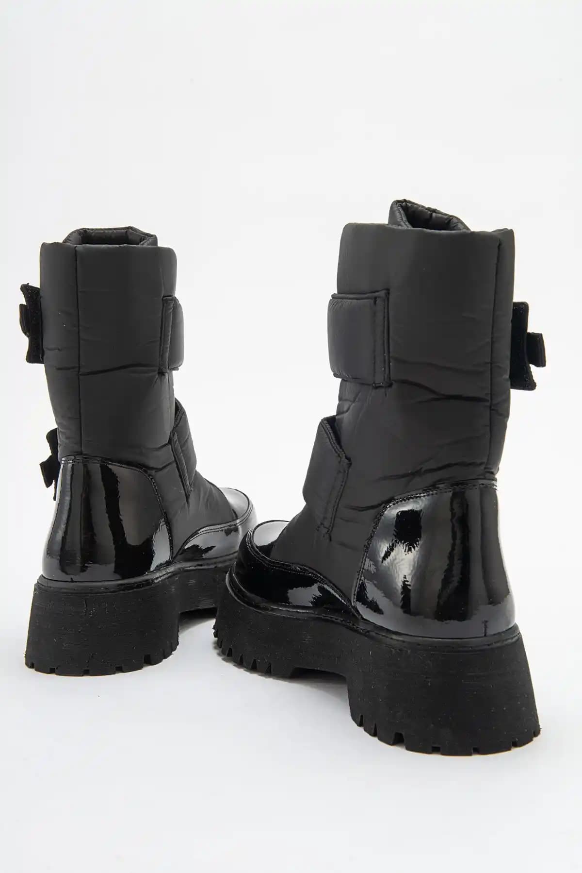 Moda Endüstrisinde Paraşüt Botların Yükselişi ve Dijital Dönüşüm Süreci