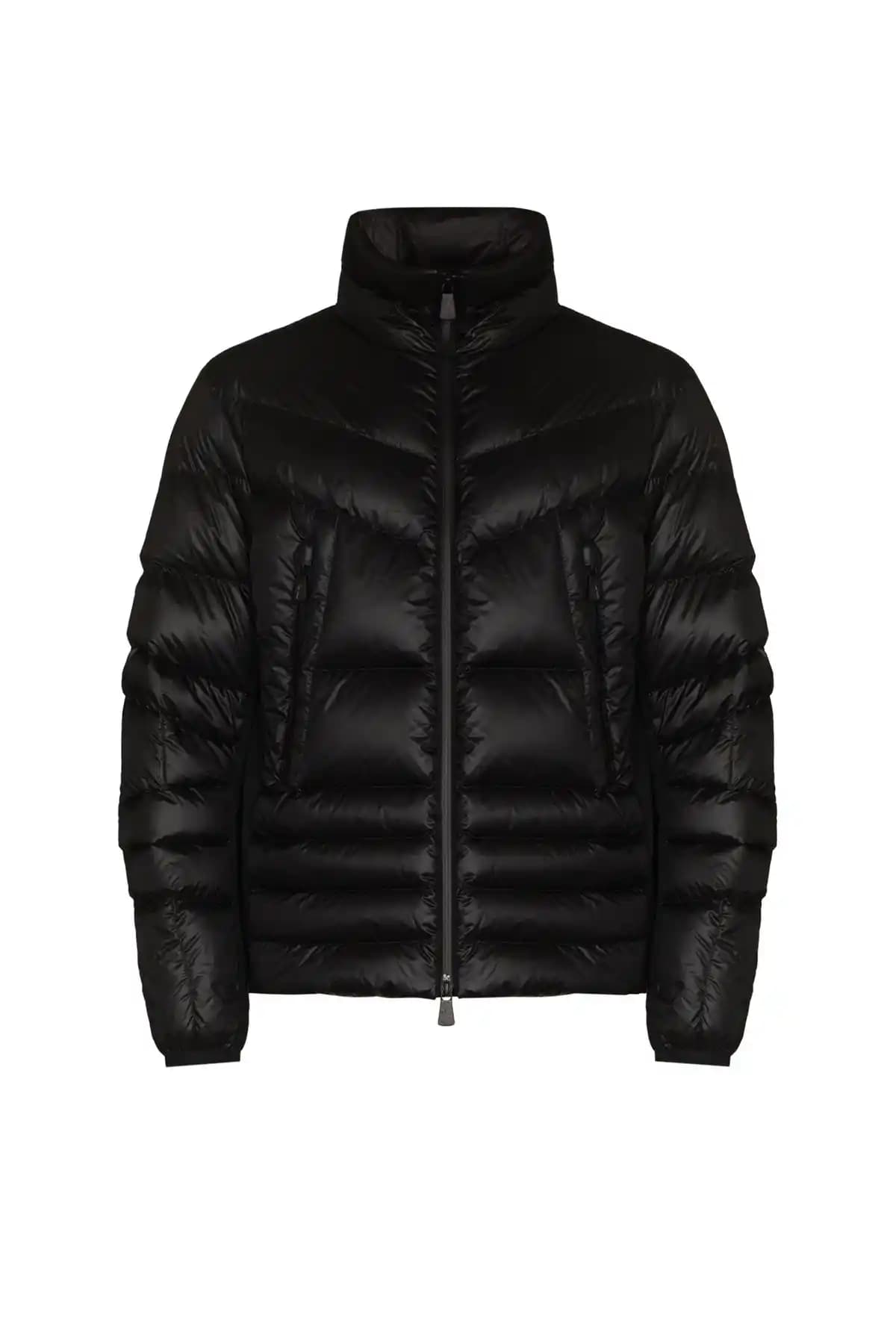 Moncler Erkek Ayakkabıları: Şıklık ve Dayanıklılığı Bir Arada Sunan Koleksiyon