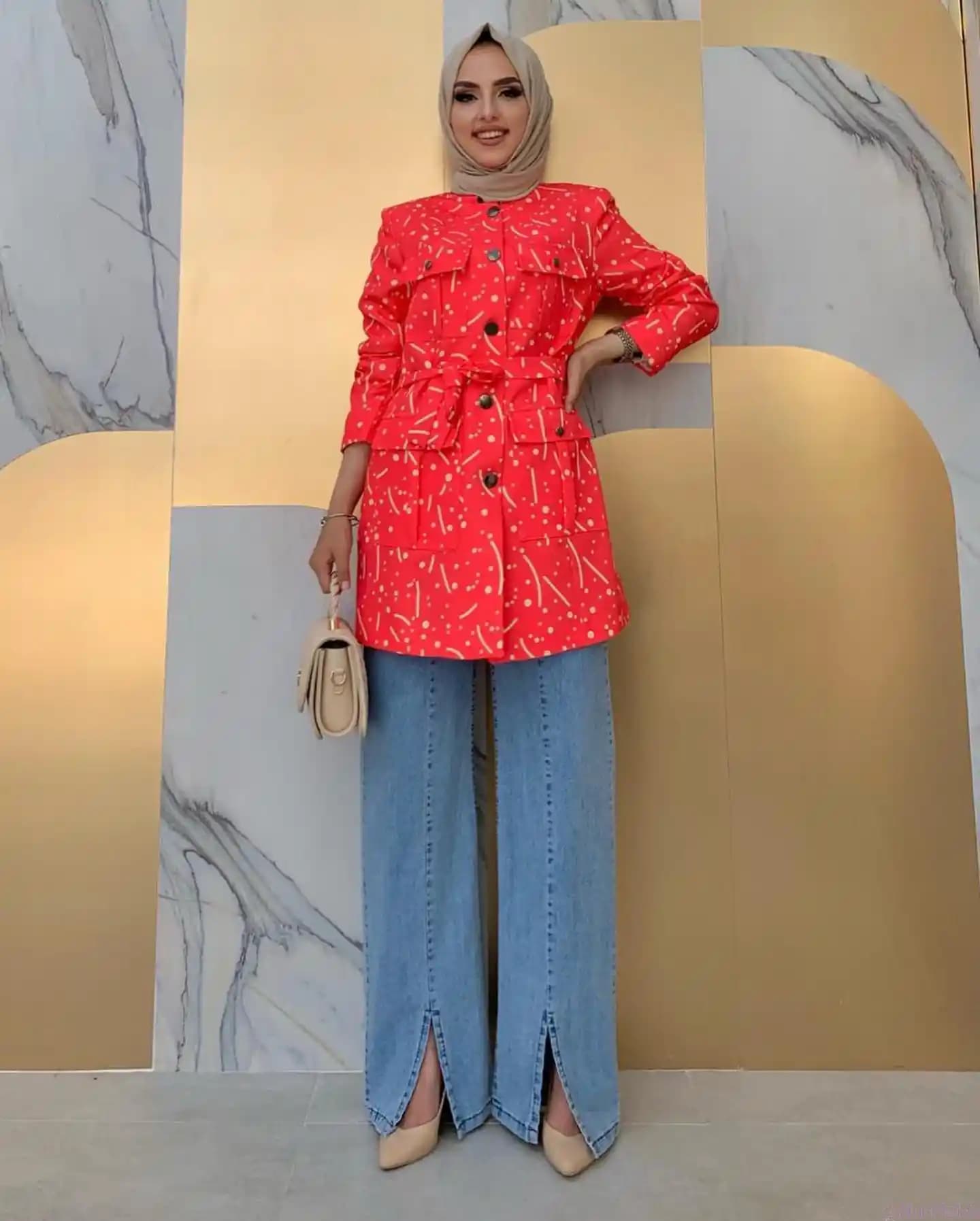 Nar Çiçeği Rengi ve Tesettür Moda Trendleri: Modern ve Özgün Kombinler Rehberi