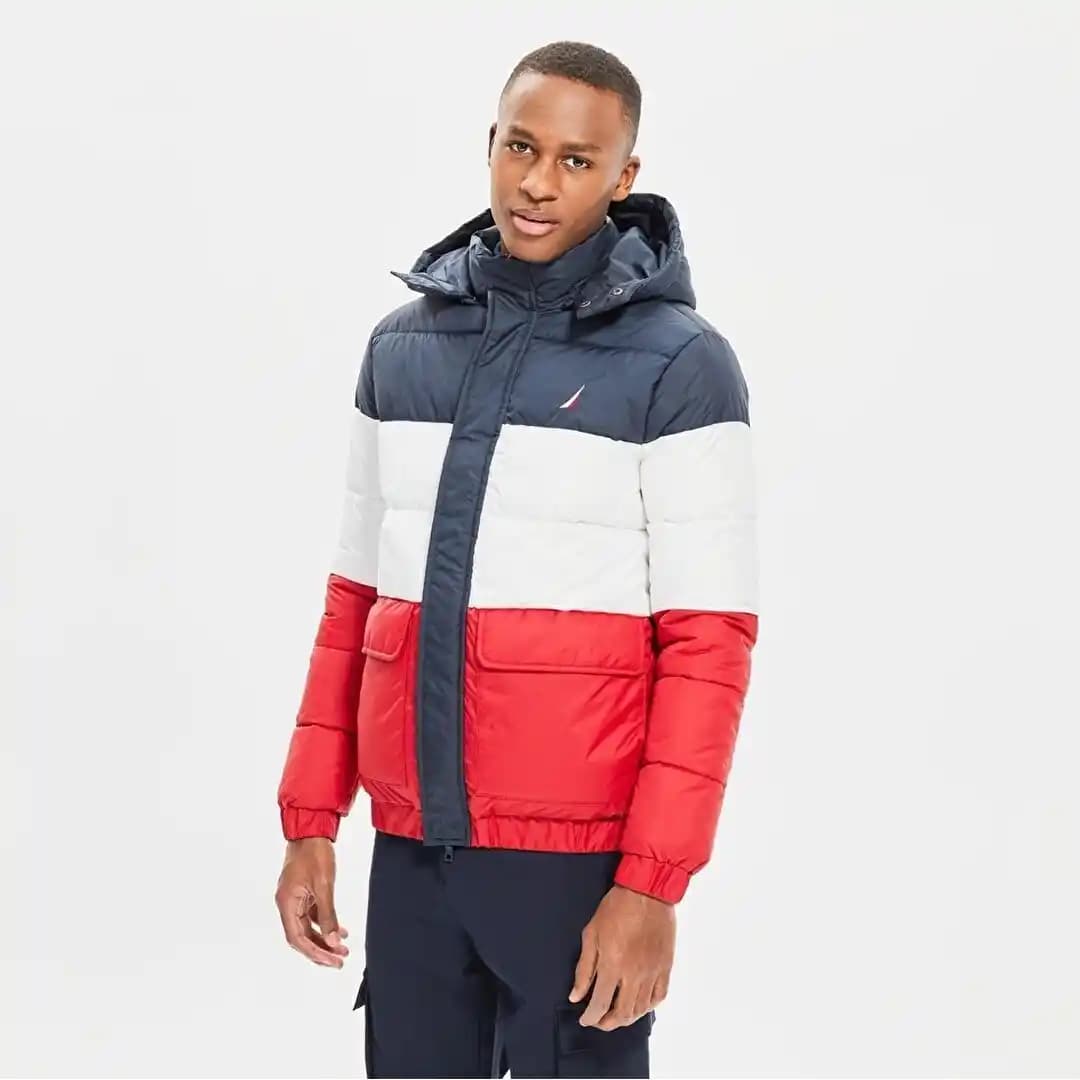 Nautica Şişme Montları: Konfor ve Şıklığın Modern Kış Giyim Seçenekleri