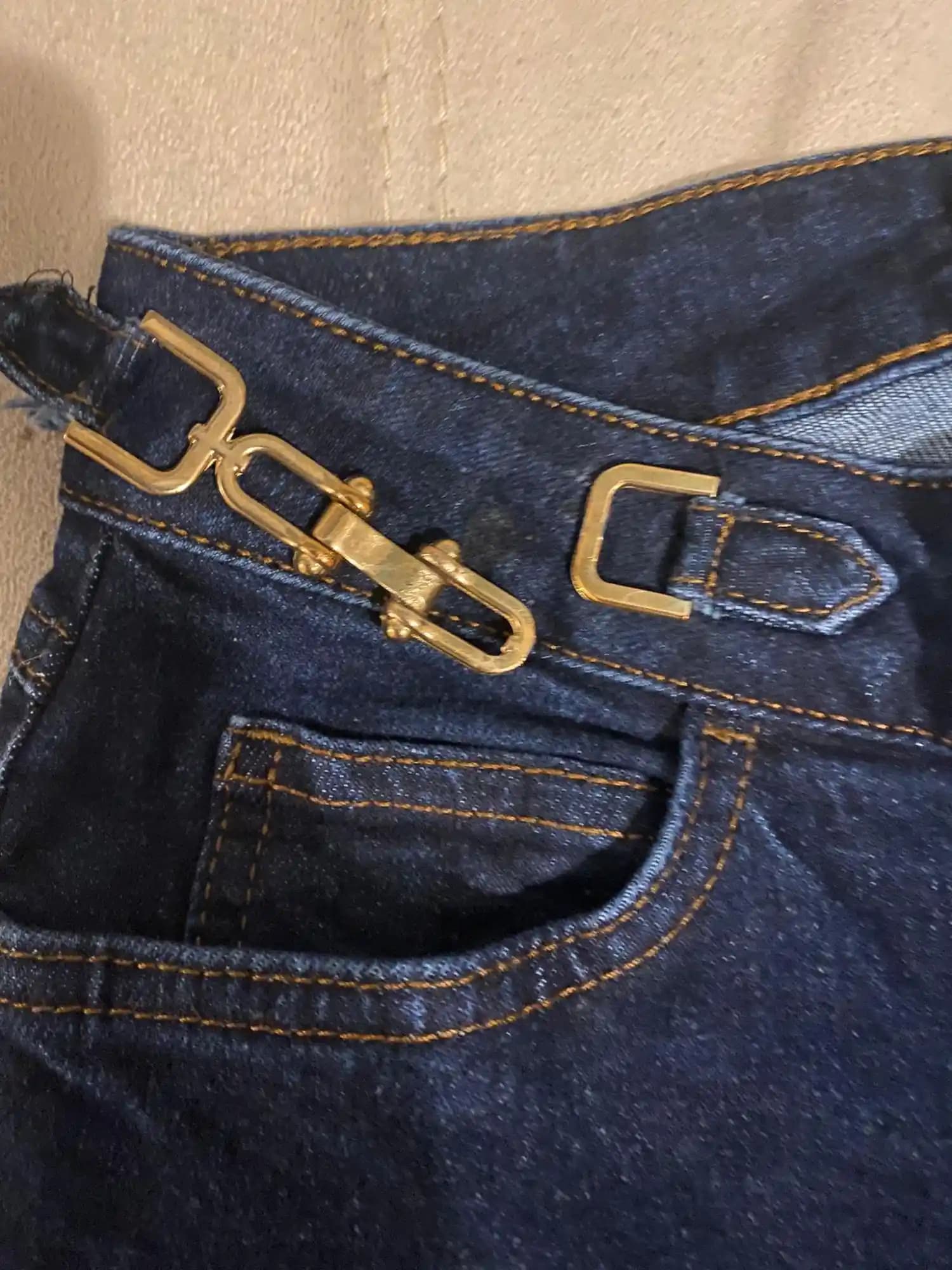 Network Kot Pantolon Nedir ve Moda Dünyasında Nasıl Bir Yeri Vardır