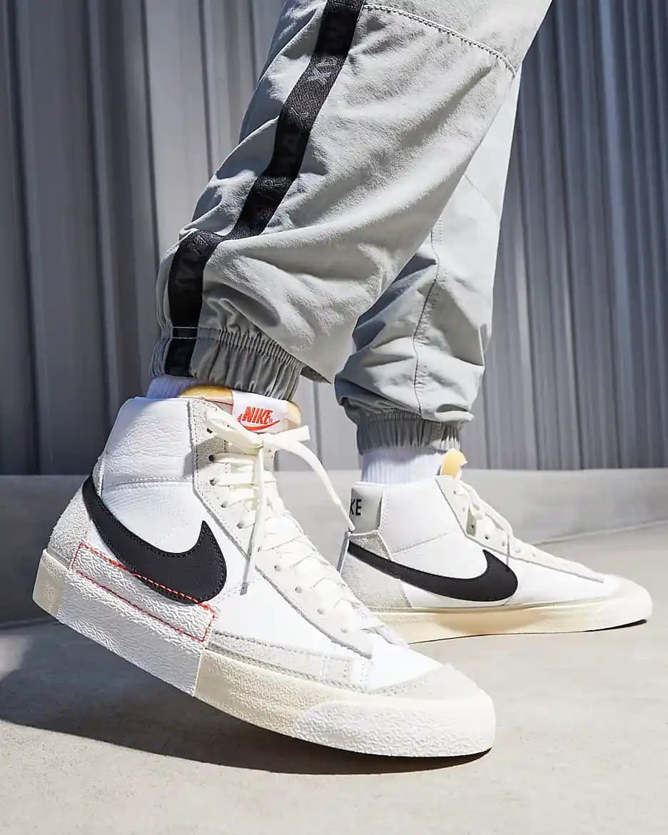 Nika blazer: Modern tasarımı ve çok yönlülüğüyle moda dünyasında öne çıkan şık blazer