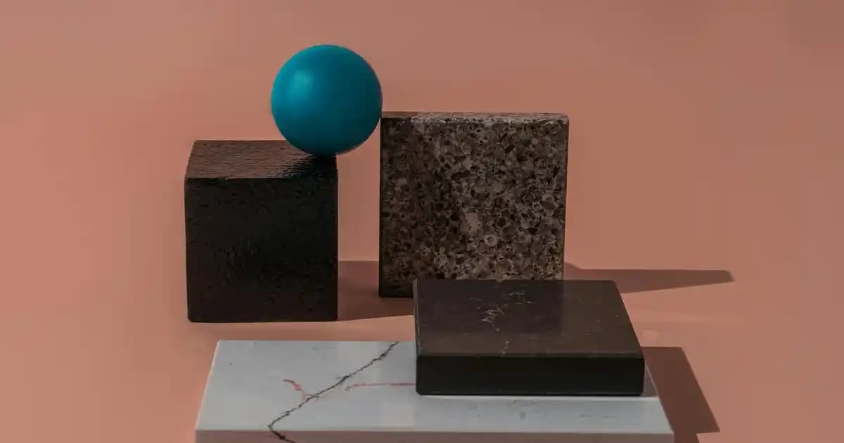 Nikah Gününüz İçin Modern Gelinlik ve Bayan Takım Elbise Seçenekleri Rehberi