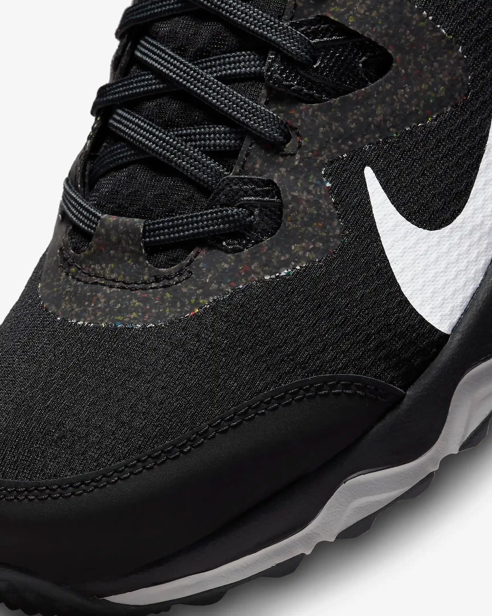 Nike Juniper Trail: Modern Tasarım ve Sürdürülebilirlik ile Konforlu Günlük ve Outdoor Ayakkabı