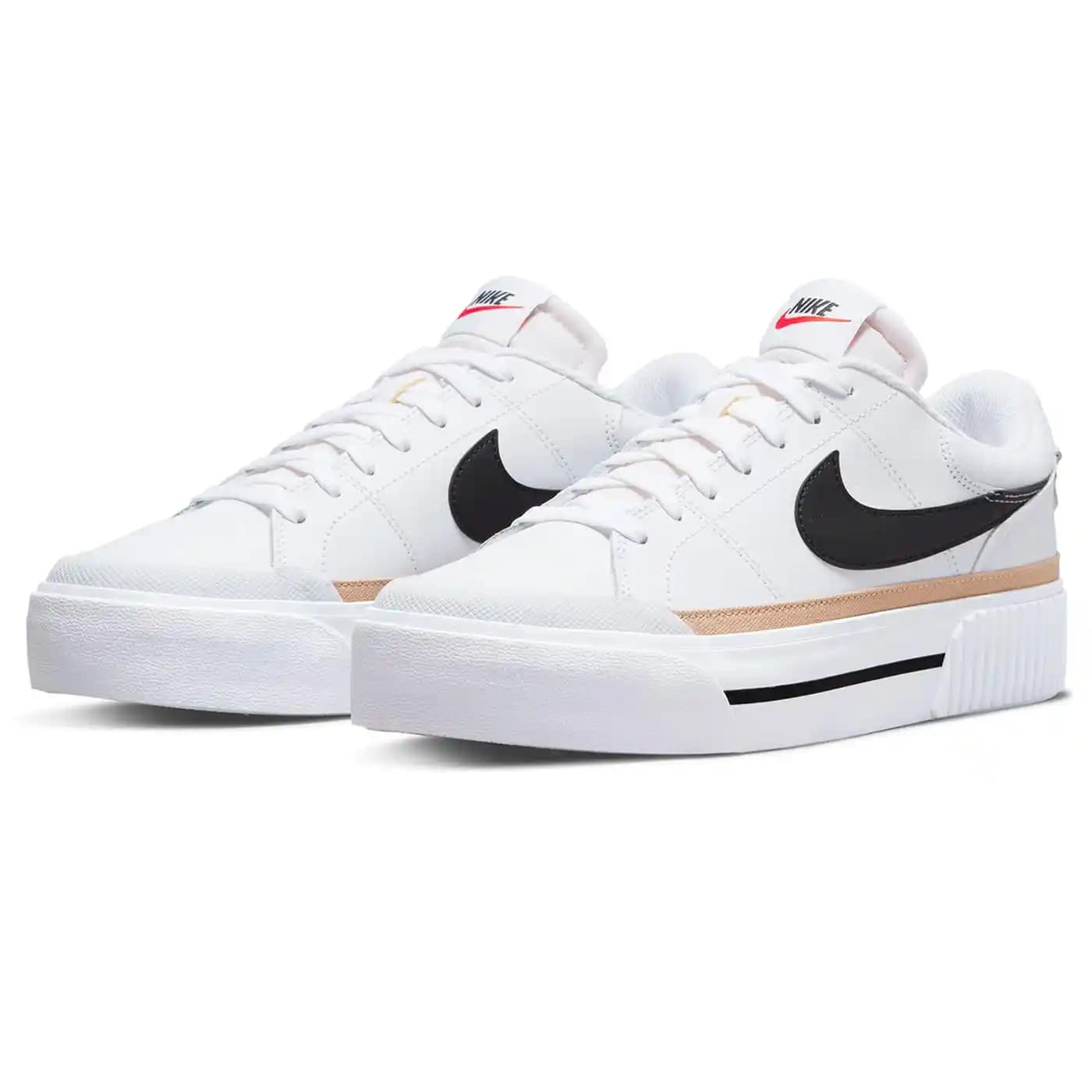 Nike Kadın Sneaker'ları: Moda ve Konforu Bir Arada Sunan Güncel Trendler