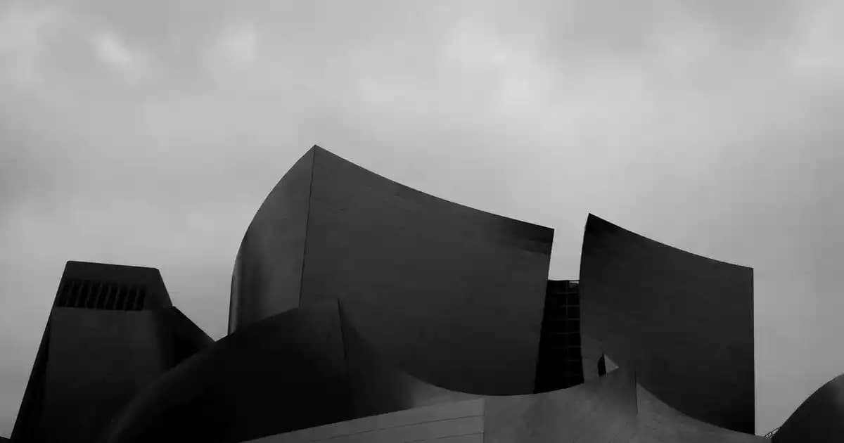 Nike Retro 1 Moda Dünyasında Zamansız Bir İkon Olmayı Sürdürüyor