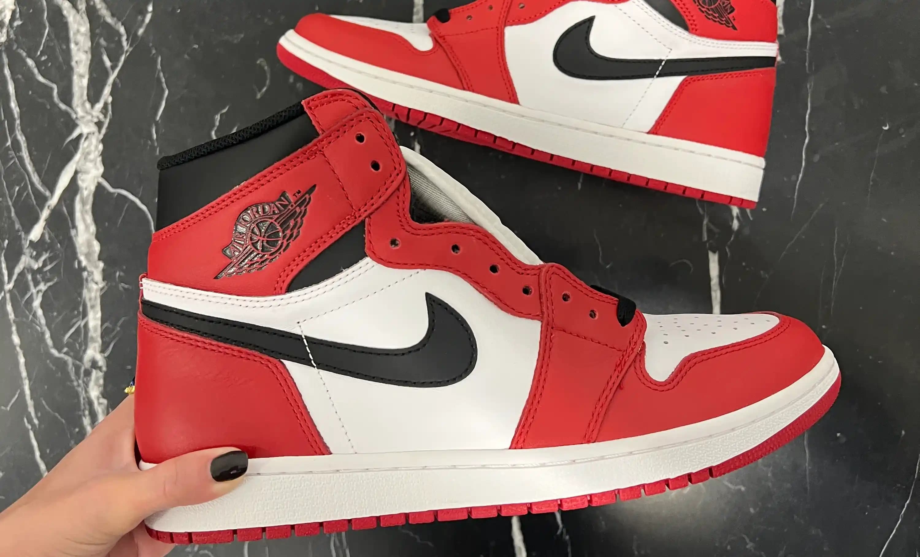 Nike Retro Jordan Modasında Efsanevi Yolculuk ve Güncel Trendler