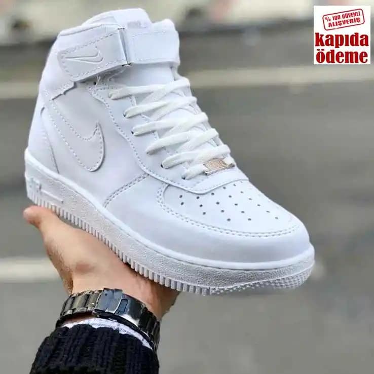 Nike tarzı kadın spor ayakkabıları: konfor ve şıklığın mükemmel birleşimi