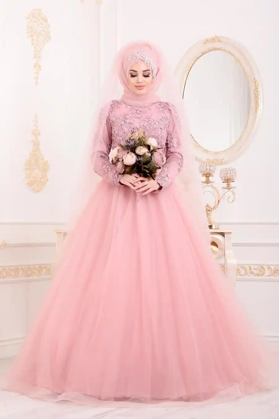 Nişan Elbisesi Seçerken Moda Trendleri ve Stil İpuçları Rehberi