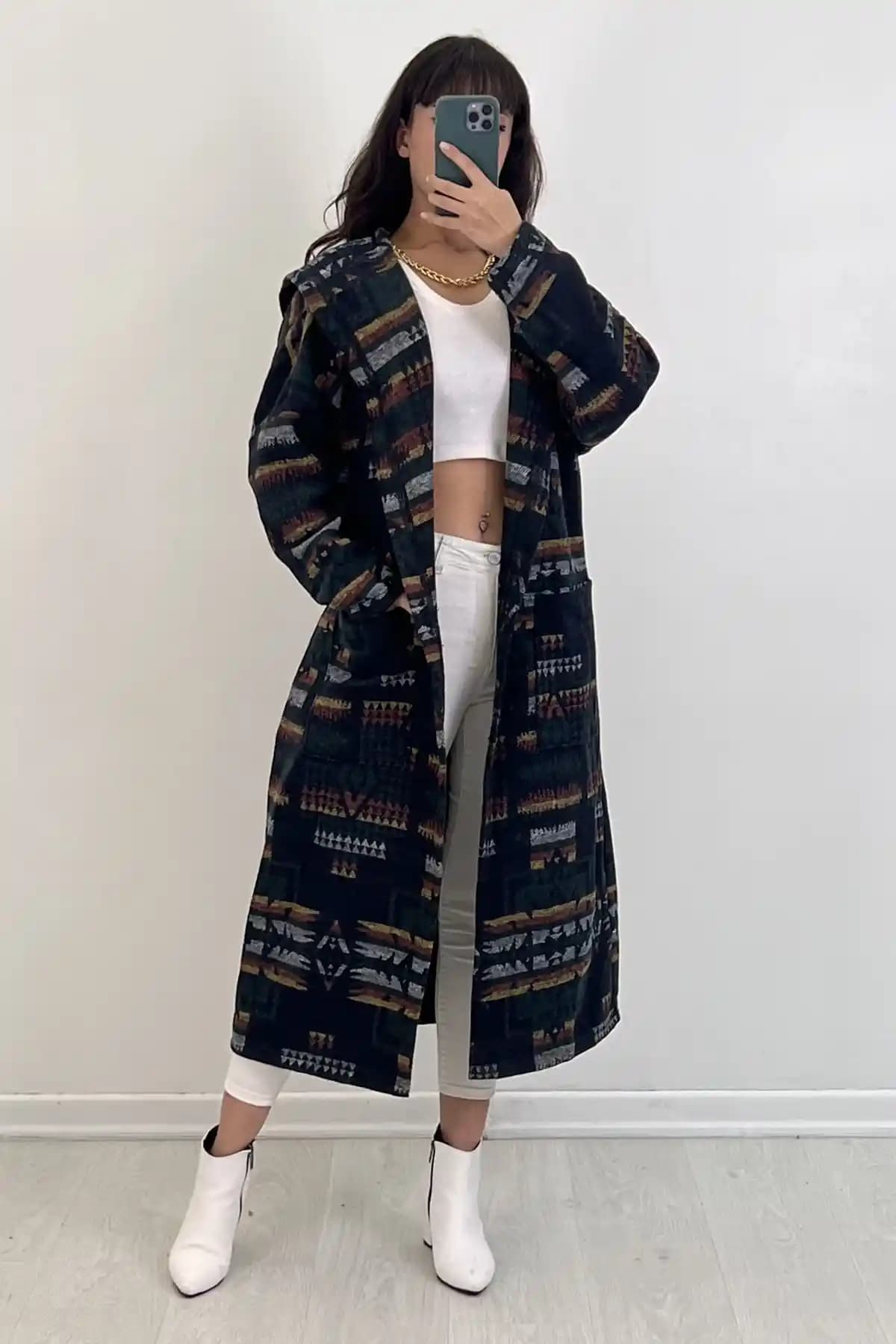 Oduncu Kaban: Kış Modasında Şıklık ve Dayanıklılık İçin En İyi Seçenekler