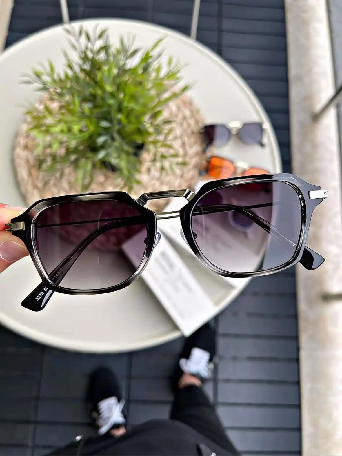 Orijinal Güneş Gözlüğü Fiyatları ve Seçiminde Dikkat Edilmesi Gerekenler